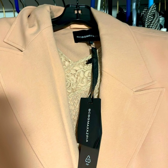 Oversized Vest - Picture 2 of 3